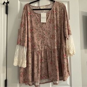 Floral Tunic with Lace Bell Sleeves